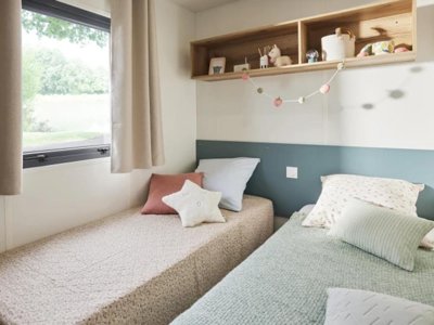 Cliquez pour découvrir toutes les photos de l'HÉBERGEMENT ! mobil-home - Les Loges photo 2