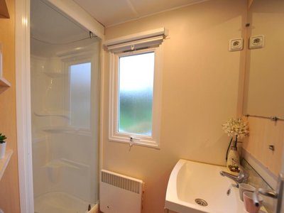 Cliquez pour découvrir toutes les photos de l'HÉBERGEMENT ! mobil-home - Domaine De La Roselière photo 4