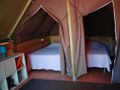 Cliquez pour découvrir toutes les photos de l'HÉBERGEMENT ! tente toile et bois - établissement Les Chelles photo 2