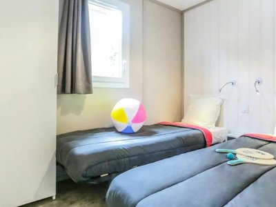 Cliquez pour découvrir toutes les photos de l'HÉBERGEMENT ! chalet - Le Colomba photo 5