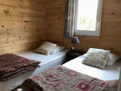 Cliquez pour découvrir toutes les photos de l'HÉBERGEMENT ! chalet - La Mare Aux Fées photo 3