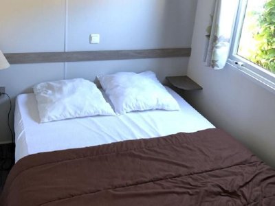 Cliquez pour découvrir toutes les photos de l'HÉBERGEMENT ! mobil-home - La Mare Aux Fées photo 5