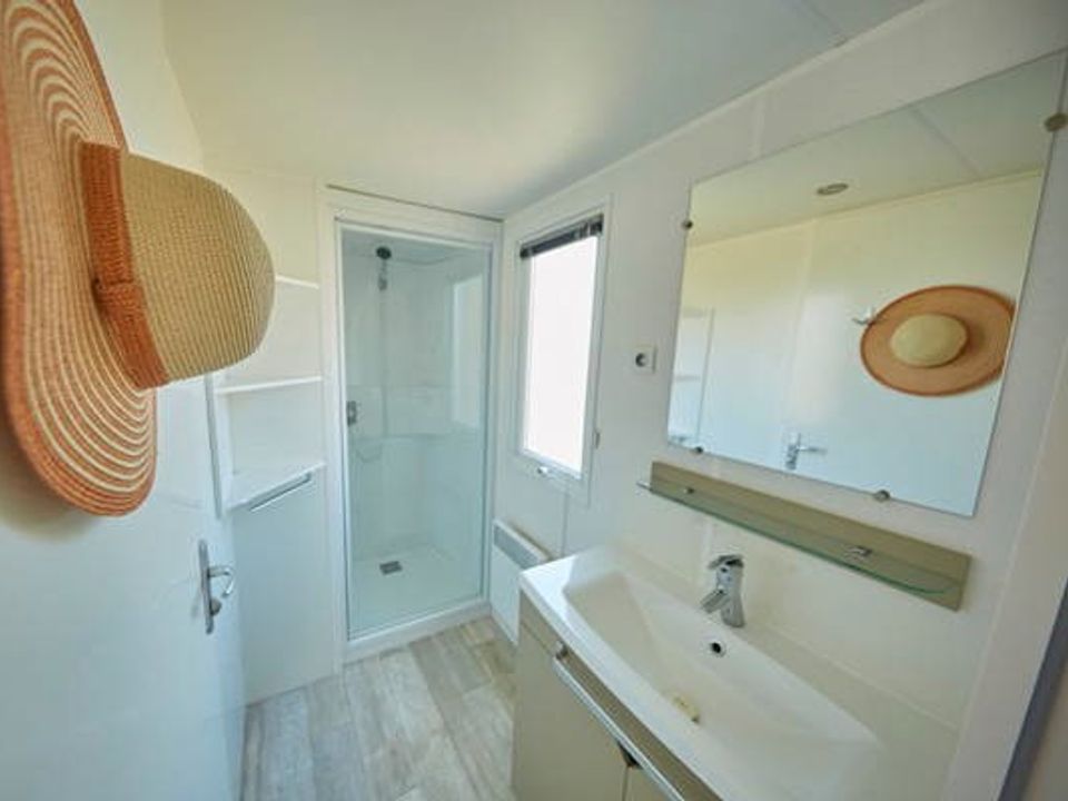 Cliquez pour découvrir toutes les photos de l'HÉBERGEMENT ! mobil-home - Lou Pignada photo 4