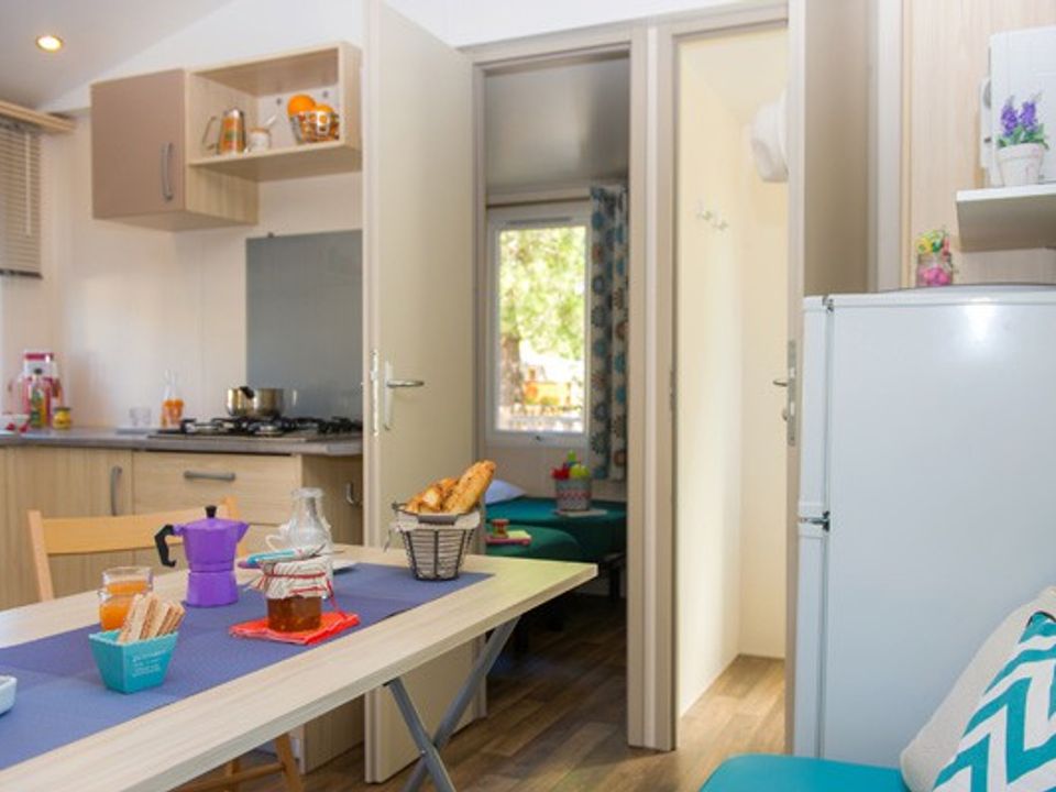 Cliquez pour découvrir toutes les photos de l'HÉBERGEMENT ! mobil-home - établissement Lou Pignada photo 3