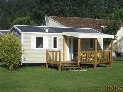 Cliquez pour découvrir toutes les photos de l'HÉBERGEMENT ! mobil-home - Val De Boutonne photo 2