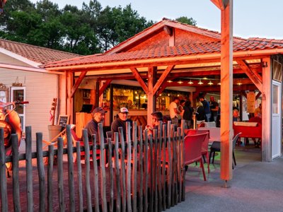 Cliquez pour découvrir toutes les photos de l'ÉTABLISSEMENT ! camping Le Paradis photo 10