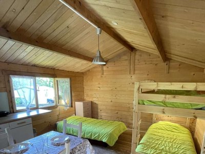 Cliquez pour découvrir toutes les photos de l'HÉBERGEMENT ! chalet - Le Chanet photo 2