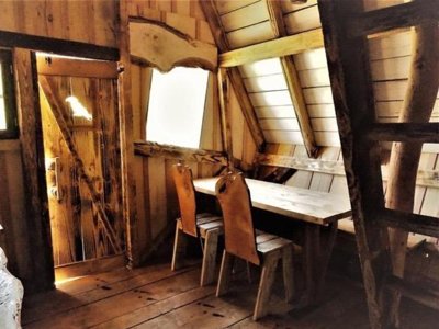hébergement insolite - Domaine La Roche D’Ully photo 7