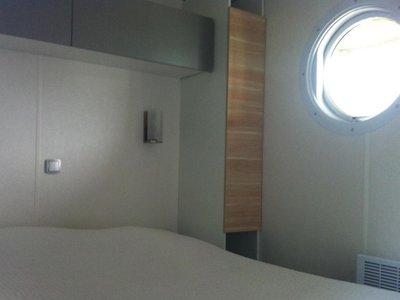 Cliquez pour découvrir toutes les photos de l'HÉBERGEMENT ! mobil-home - Domaine La Roche D’Ully photo 8