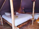 hébergement insolite - camping Domaine La Roche D’Ully photo 4