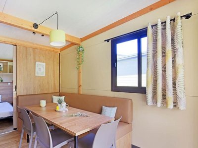 Cliquez pour découvrir toutes les photos de l'HÉBERGEMENT ! chalet - Des Sources photo 2