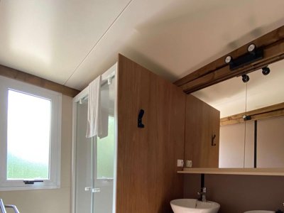 Cliquez pour découvrir toutes les photos de l'HÉBERGEMENT ! chalet - Des Sources photo 5