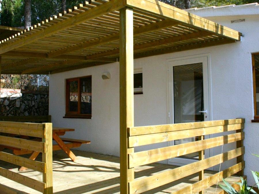 Camping Pas Cher vous présente avec son site Officiel campingpascher.fr, le Camping Vilanova Park classé 4 étoiles, situé sur la commune de Vilanova I La Geltru dans le département Barcelone (Catalogne) en Espagne. Le camping Vilanova Park, vous présente un hébergement de type bungalow de 50 m² avec climatisation et télévision. Le camping Vilanova Park vous propose du sam. 05 septembre au sam. 12 septembre 2026 pour 7 nuits à 616€. Cette location propose 127 dates différentes pour réserver votre séjour. Découvrez également les 35 autres gammes d'hébergements du camping. Les Avis clients pour le Camping Vilanova Park sont excellents avec une note moyenne de 8 sur 10. Piscine couverte, Piscine extérieure, Animations familiales, Club enfants, Aire de jeux enfants, Centre équestre, Court de tennis, Golf, Ping-pong, Pétanque, Salle de fitness, Terrain de football, Terrain multisports, Trampoline, Bar, Plats à emporter, Restaurant, Snack/Bar,... En savoir plus : cliquez-ICI.