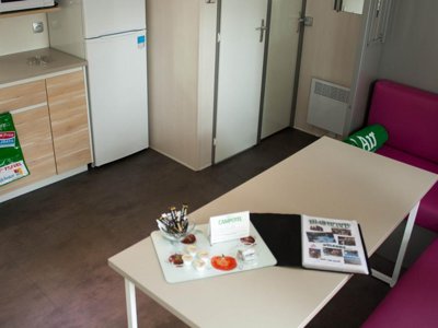 Cliquez pour découvrir toutes les photos de l'HÉBERGEMENT ! mobil-home - Vilanova Park photo 3