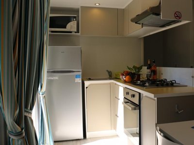 Cliquez pour découvrir toutes les photos de l'HÉBERGEMENT ! mobil-home - Vilanova Park photo 2