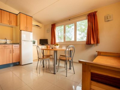 Cliquez pour découvrir toutes les photos de l'HÉBERGEMENT ! bungalow - Vilanova Park photo 2
