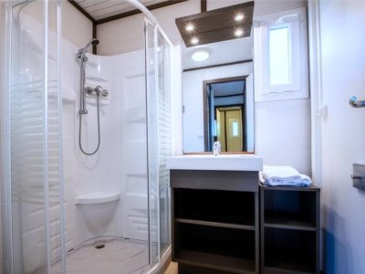 Cliquez pour découvrir toutes les photos de l'HÉBERGEMENT ! bungalow - Vilanova Park photo 6