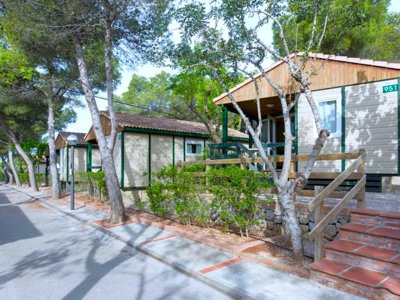 Cliquez pour découvrir toutes les photos de l'HÉBERGEMENT ! bungalow - Vilanova Park photo 2