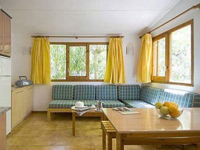 Cliquez pour découvrir toutes les photos de l'HÉBERGEMENT ! chalet - Vilanova Park photo 3