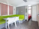 Cliquez pour découvrir toutes les photos de l'HÉBERGEMENT ! mobil-home - camping Vilanova Park photo 2