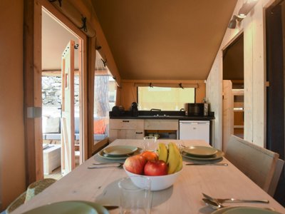 Cliquez pour découvrir toutes les photos de l'HÉBERGEMENT ! tente toile et bois - Interpals Eco Resort photo 9