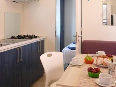 Cliquez pour découvrir toutes les photos de l'HÉBERGEMENT ! mobil-home - Internazionale Manacore photo 9