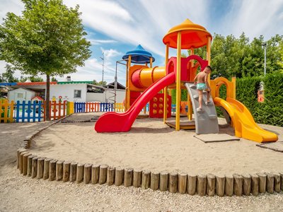 Cliquez pour découvrir toutes les photos de l'ÉTABLISSEMENT ! établissement Village Butterfly photo 19