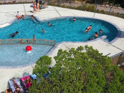 Cliquez pour découvrir toutes les photos de l'ÉTABLISSEMENT ! camping Le Damier photo 2