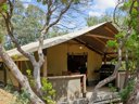 tente en toile et bois - camping Le Damier photo 7
