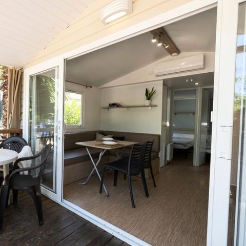 Cliquez pour découvrir toutes les photos de l'HÉBERGEMENT ! bungalow - Enmar photo 2
