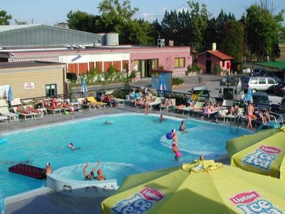 Cliquez pour découvrir toutes les photos de l'ÉTABLISSEMENT ! camping Torre Pendente photo 10