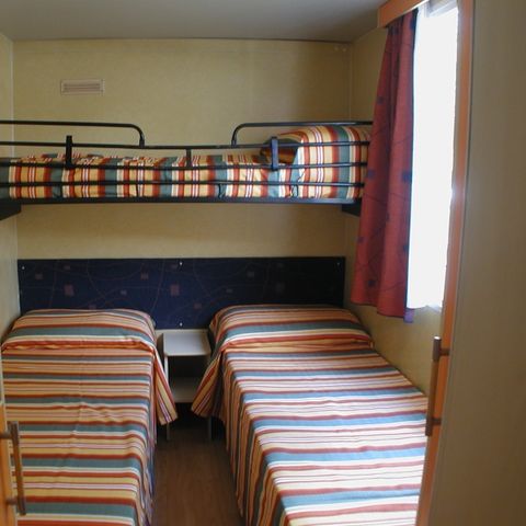 Cliquez pour découvrir toutes les photos de l'HÉBERGEMENT ! mobil-home - Torre Pendente photo 5
