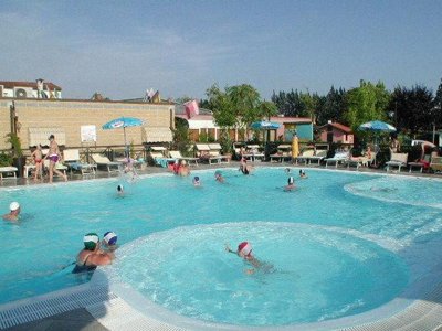 Cliquez pour découvrir toutes les photos de l'ÉTABLISSEMENT ! camping Torre Pendente photo 20