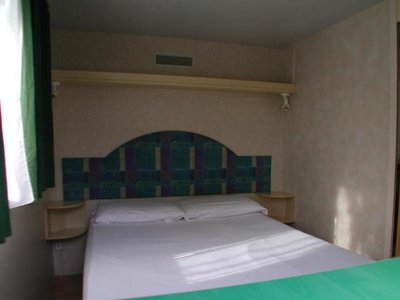 Cliquez pour découvrir toutes les photos de l'HÉBERGEMENT ! mobil-home - Torre Pendente photo 4