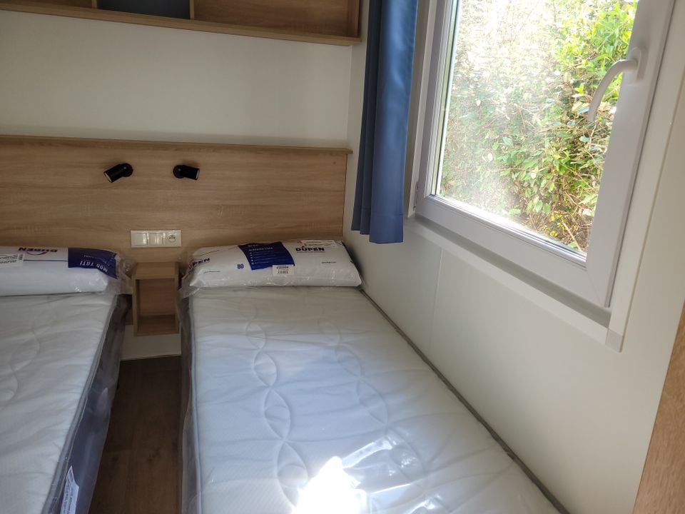 Cliquez pour découvrir toutes les photos de l'HÉBERGEMENT ! mobil-home - camping Portes D'Ariège photo 4