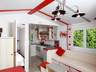 Cliquez pour découvrir toutes les photos de l'HÉBERGEMENT ! mobil-home - Le Moulin photo 2