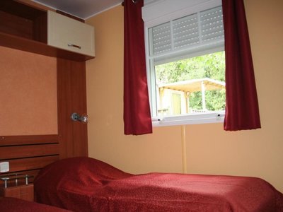 Cliquez pour découvrir toutes les photos de l'HÉBERGEMENT ! mobil-home - Le Picouty photo 6