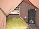 Cliquez pour découvrir toutes les photos de l'HÉBERGEMENT ! tente en toile et bois - camping Le Picouty photo 4