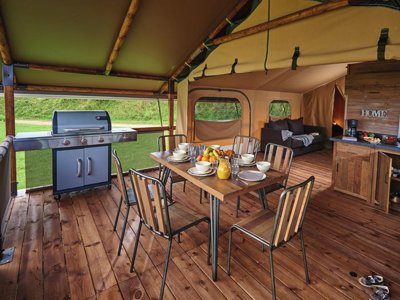 Cliquez pour découvrir toutes les photos de l'HÉBERGEMENT ! tente en toile et bois - De La Liez - Ciela Village photo 2