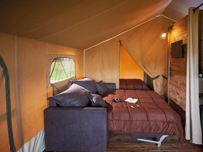 Cliquez pour découvrir toutes les photos de l'HÉBERGEMENT ! tente en toile et bois - De La Liez - Ciela Village photo 6