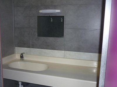Cliquez pour découvrir toutes les photos de l'HÉBERGEMENT ! bungalow - West photo 7