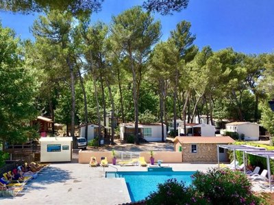 Cliquez pour découvrir toutes les photos de l'ÉTABLISSEMENT ! camping Le Devancon photo 1