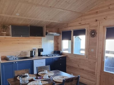 Cliquez pour découvrir toutes les photos de l'HÉBERGEMENT ! chalet - La Garenne photo 5