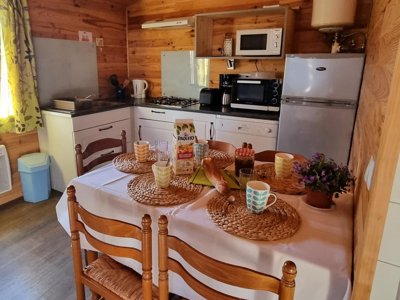 Cliquez pour découvrir toutes les photos de l'HÉBERGEMENT ! chalet - La Garenne photo 9