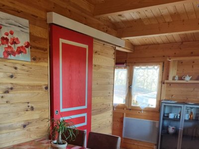 Cliquez pour découvrir toutes les photos de l'HÉBERGEMENT ! chalet - La Garenne photo 3
