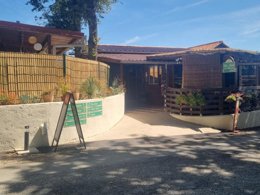 Camping Pas Cher vous présente avec son site Officiel campingpascher.fr, le Camping La Garenne classé 3 étoiles, situé sur la commune de Peyrignac dans le département Dordogne (Aquitaine) en France. Le camping La Garenne, vous présente un hébergement de type mobil-home de 25 m² pour 2 personnes et télévision. Le camping La Garenne vous propose du sam. 27 juin au sam. 04 juillet 2026 pour 7 nuits à 314€. Cette location propose 297 dates différentes pour réserver votre séjour. Découvrez également les 15 autres gammes d'hébergements du camping. Les Avis clients pour le Camping La Garenne sont excellents avec une note moyenne de 8 sur 10. Piscine chauffée, Piscine extérieure, Animations familiales, Aire de jeux enfants, Baby-foot, Canoë-kayak, Centre équestre, Ping-pong, Piscine, Pétanque, Randonnée, Terrain de volley-ball, Trampoline, Bar, Dépôt de pain, Snack/Bar, Épicerie,... En savoir plus : cliquez-ICI.