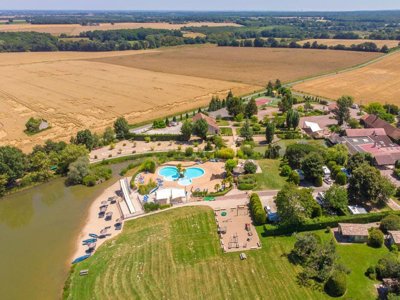 Cliquez pour découvrir toutes les photos de l'ÉTABLISSEMENT ! établissement Les Bois Du Bardelet photo 3