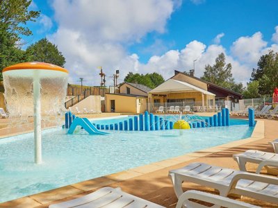 Cliquez pour découvrir toutes les photos de l'ÉTABLISSEMENT ! établissement Les Terrasses Du Lac photo 2