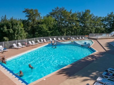 Cliquez pour découvrir toutes les photos de l'ÉTABLISSEMENT ! établissement Les Terrasses Du Lac photo 6
