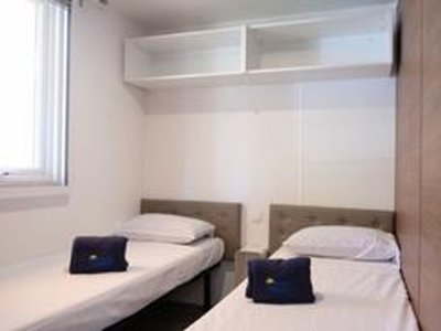 Cliquez pour découvrir toutes les photos de l'HÉBERGEMENT ! mobil-home - Lanterna Premium Resort photo 7
